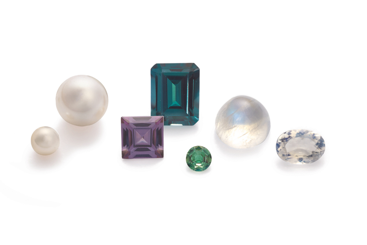 what are June's birthstones