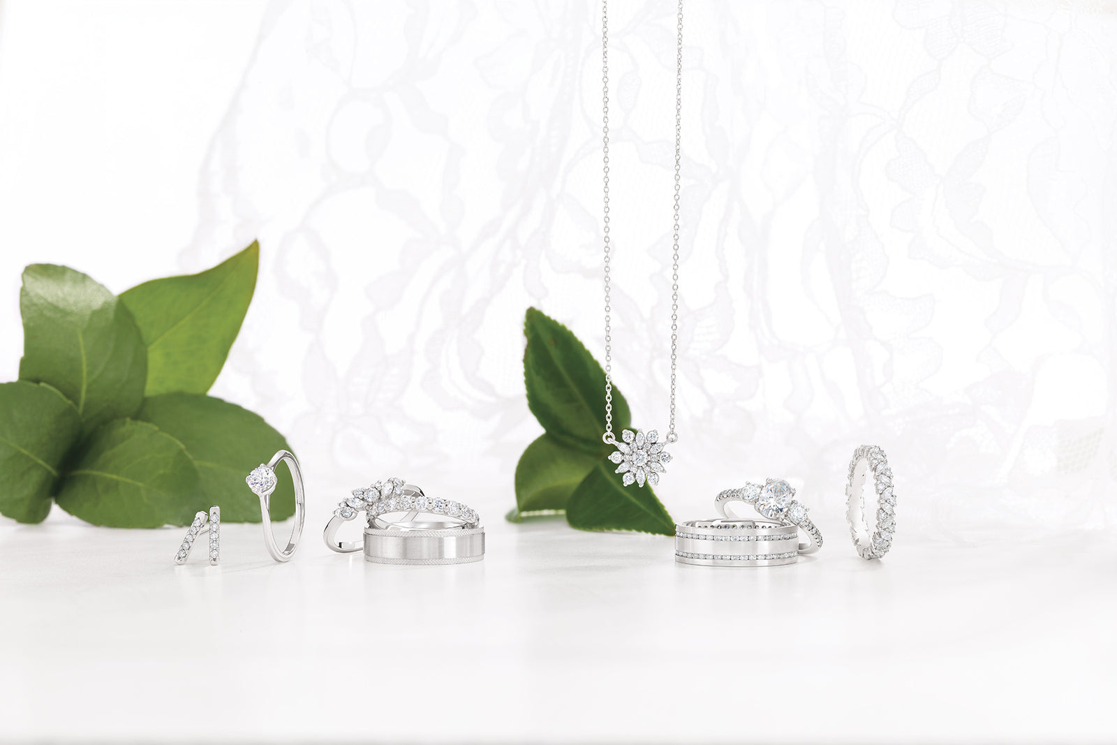 The Benefits of Platinum For Your Engagement Ring