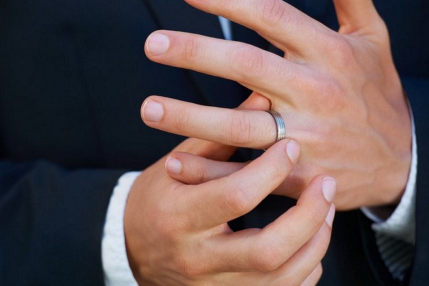 men are open to the idea of wearing an engagement ring