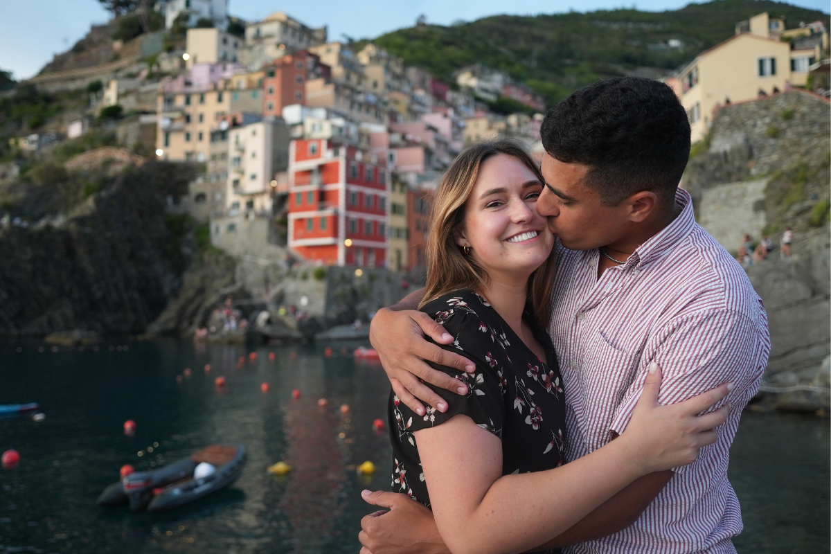 Q+A with Sam and Maria designing their custom engagement ring 