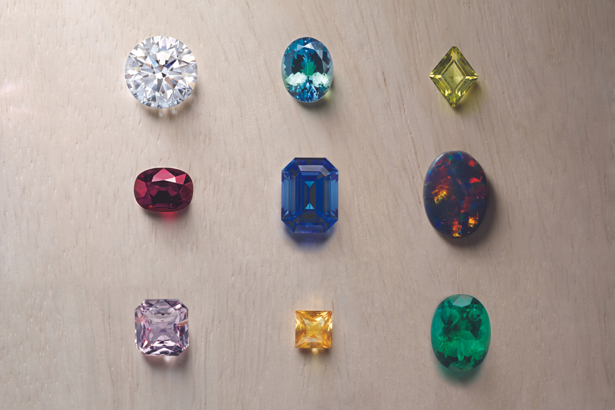 choosing a gemstone for your engagement ring 