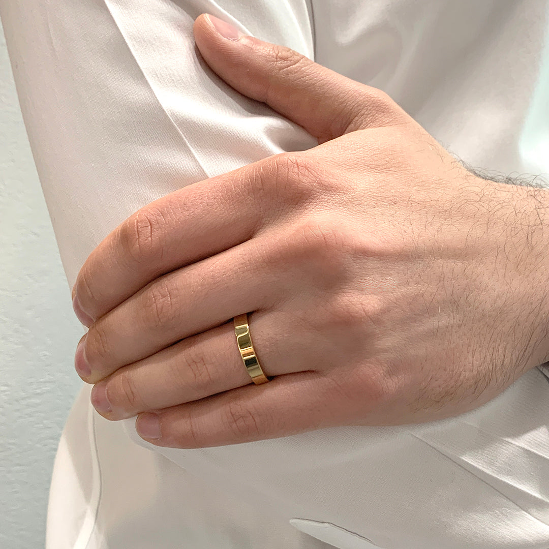Flat Court Profile Satin Polish Wedding Ring 18k Yellow Gold – Lily  Arkwright
