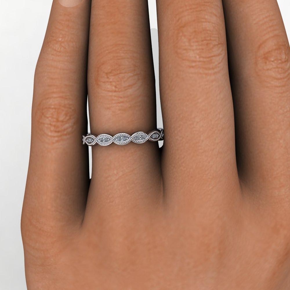 vintage inspired ring with milgrain and scalloped details white gold