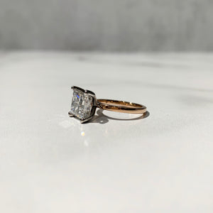 Square band with princess cut solitaire