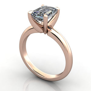 Claw prong solitaire rose gold