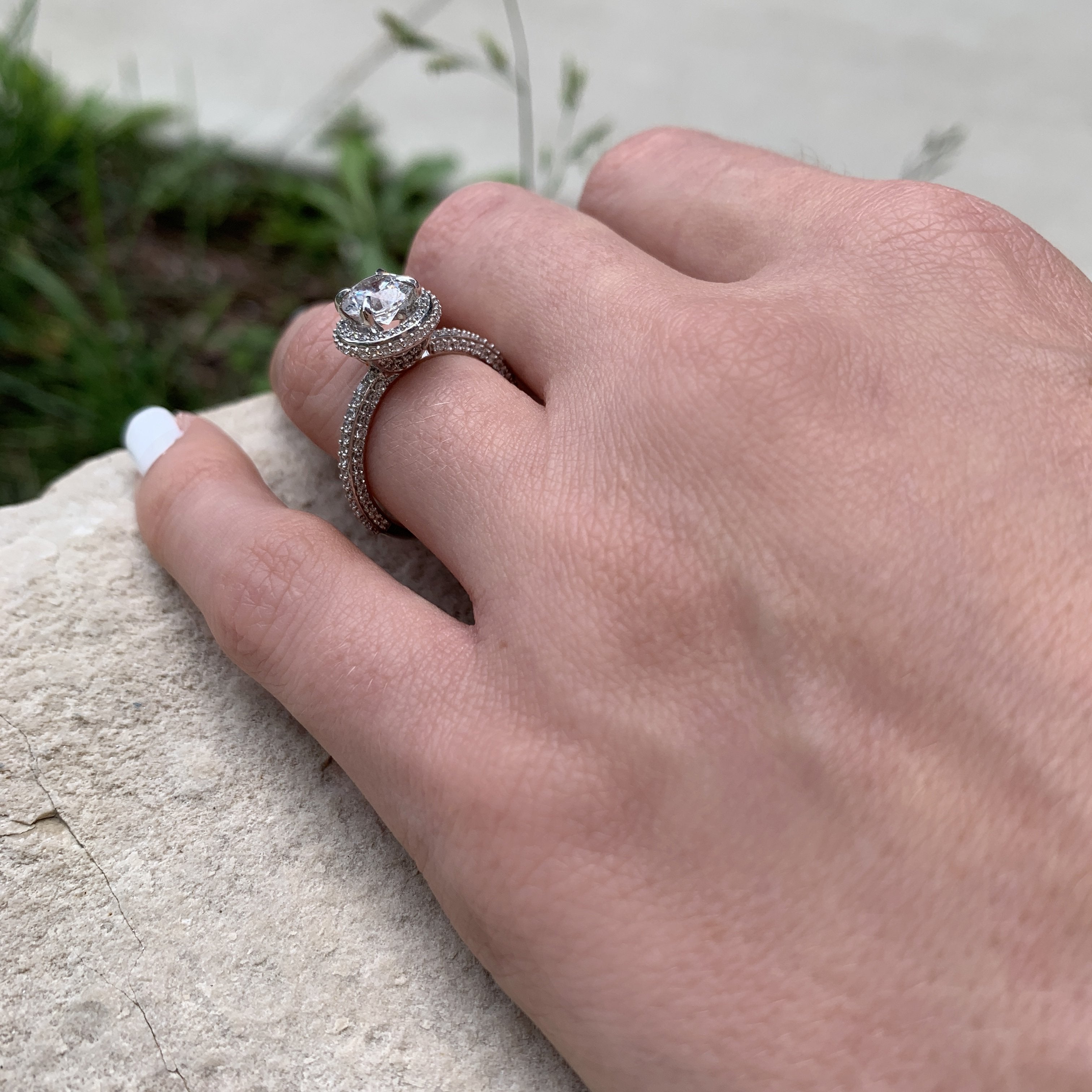 Halo Engagement Rings | Fascinating Diamonds